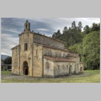 Iglesia prerrománica de San Salvador de Valdediós en Asturias, photo Ángel M. Felicísimo, Wikipedia,2.jpg